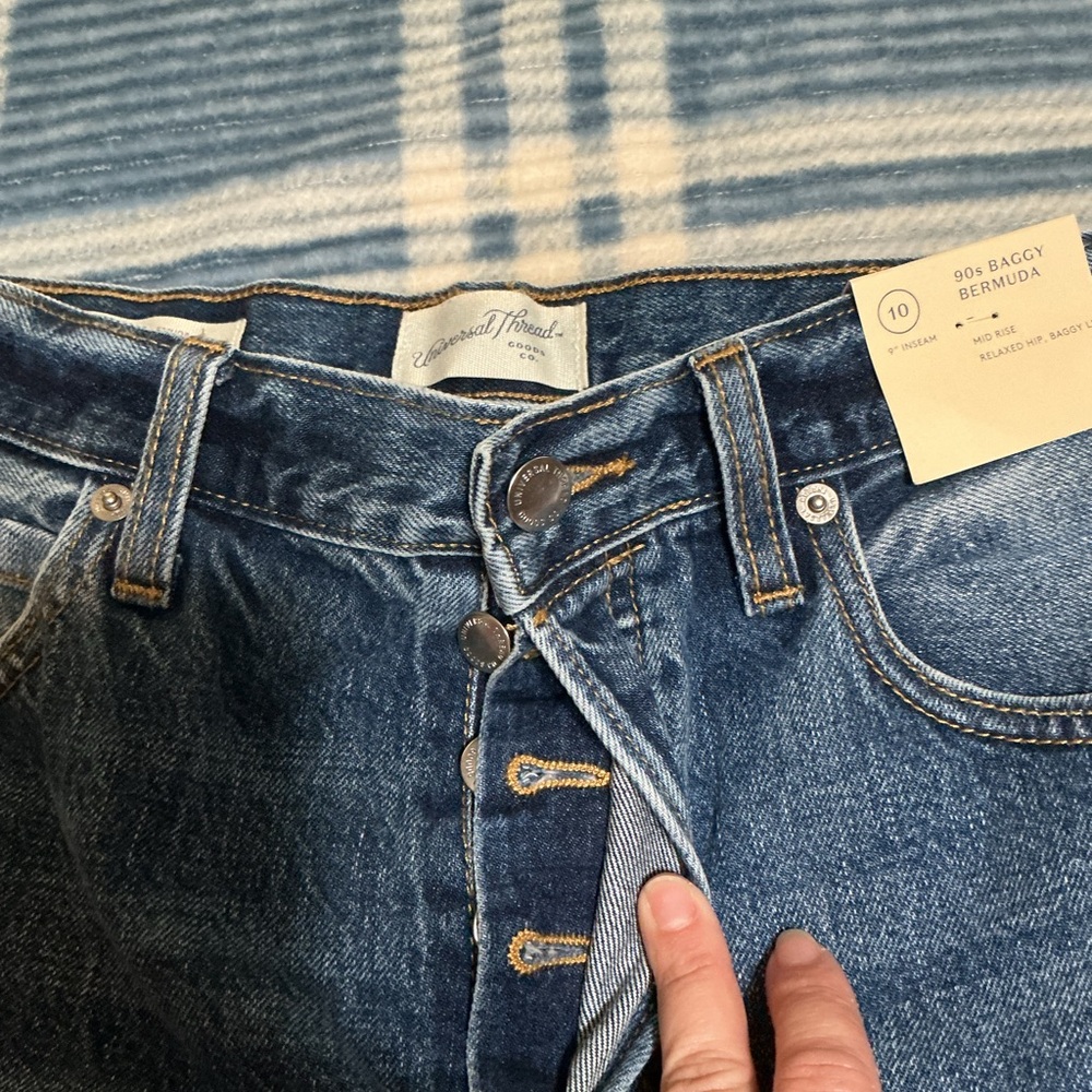 Universal Thread Blue Jean Shorts - Picture 6 of 7